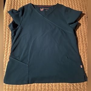 Urbane Caribbean Blue XL scrub top